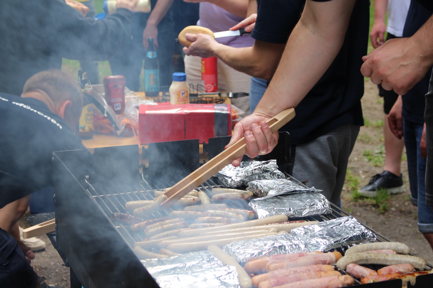 /posts/001_we_are_fc_ukraine_muenchen/img-2025-grill-2.jpg
